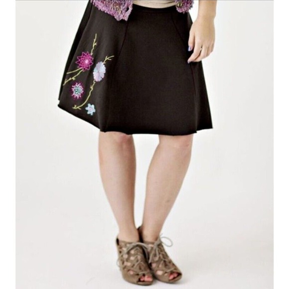 Matilda Jane Women's Sz M Stellar Skirt Paint by Numbers Floral Embroidery Black - Picture 2 of 13
